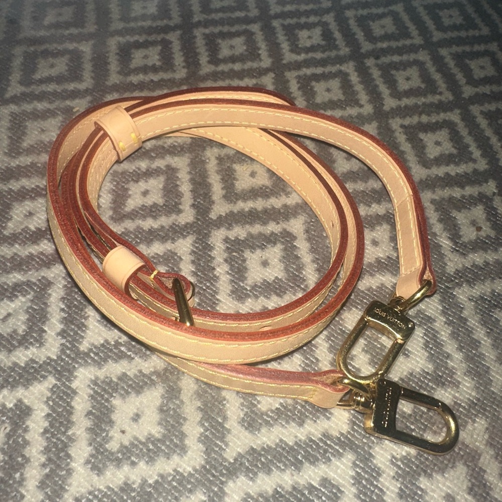 Louis Vuitton bag strap